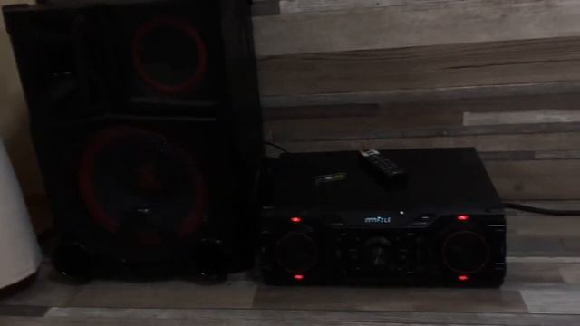 LG CM 9750 смотреть онлайн