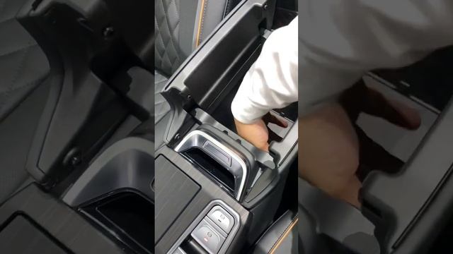 2022 GreatWall WEY Latte DHT-PHEV Walkaround