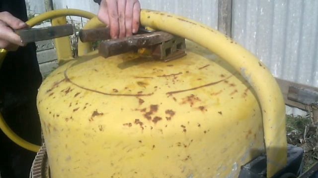 Как сбить подшипник бетономешалки без съемника.