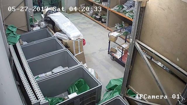 На пвз Игорь и Слава смотреть онлайн