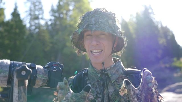 I Tracked Down the Rarest Bird in the Forest смотреть онлайн
