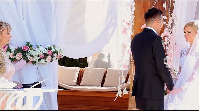 Уникальные клятвы молодоженов на выездной церемонии в стиле "Dolce Vita"! смотреть онлайн