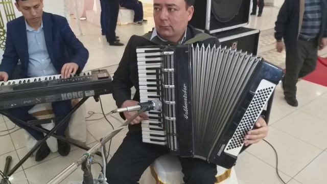 Ogabek Sobirov Ni Shogirti Nuraddin Sattarov