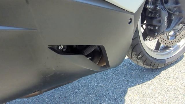 KAWASAKI GTR1400 CONCOURS - ZGT40A-010094 смотреть онлайн