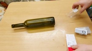 Не выбрасывайте стеклянную бутылку. Отличная самоделка из стеклянной бутылки. Светильник из бутылки