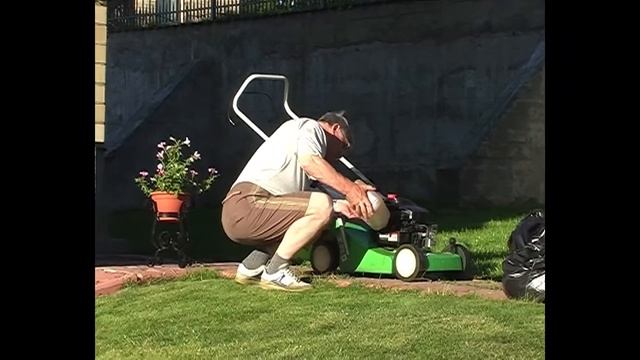 С родителями в Светлогорск лето 2004 года. Часть 1 смотреть онлайн