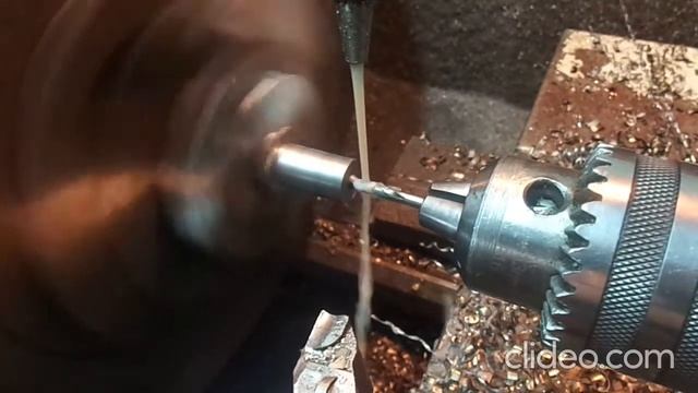 Рассверливание спиральным сверлом выполняют для увеличения диаметра отверстия. #производство #сверл смотреть онлайн