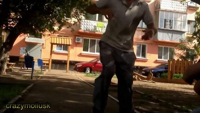 Лучшие приколы 2014 #6 - Танцоры, которым ничего не мешает. Пьяные танцы. Угар смотреть онлайн