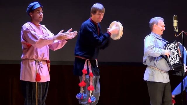 Акуловские страдания. Фольклорный ансамбль "Истоки" смотреть онлайн