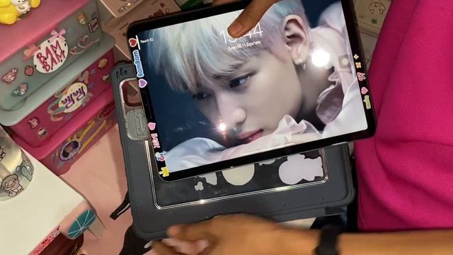 วิธีแกะและใส่ เคส Nillkin ของ iPad Pro , Air และ รุ่นต่าง ๆ แบบง่าย ๆ ไม่ยาก смотреть онлайн