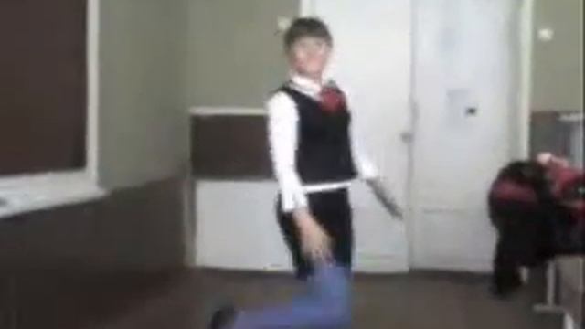 Танцы в школе № 15 смотреть онлайн