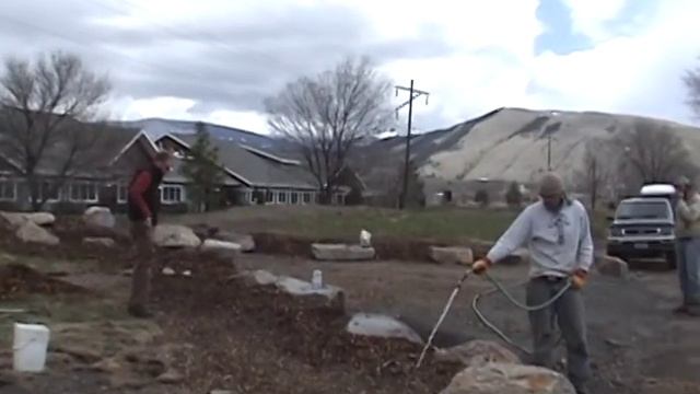 Making MUSHROOMS: Inoculating an urban park with Larry Evans смотреть онлайн