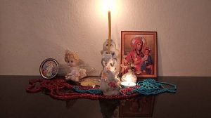 Как с помощью церковной свечи очистить свой дом от негатива. Церковная свеча и правила очищения дом