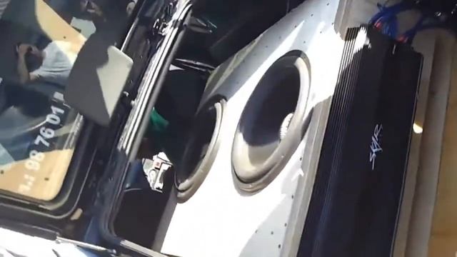 Басы в машине ТАК ДОЛЖНО РВАТЬ ПРИОРУ смотреть онлайн