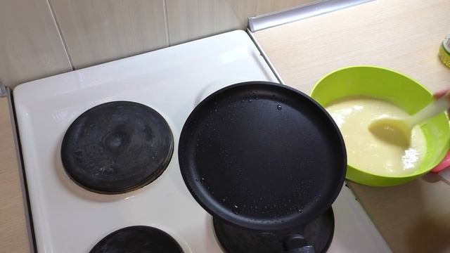 ВКУСНЫЕ И НЕЖНЫЕ АЖУРНЫЕ БЛИНЫ НА КЕФИРЕ//ЛЮБИМЫЙ РЕЦЕПТ БЛИНОВ смотреть онлайн