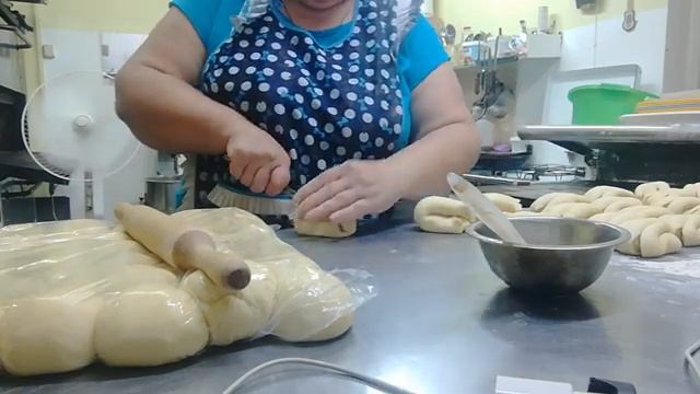 ??БУЛОЧКА"ЛЕПЕСТОК"