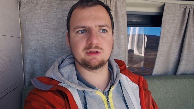 Северное сияние! Каменные тролли Норвегии и озеро Финляндии. Путешествие на самодельном автодоме #1 смотреть онлайн