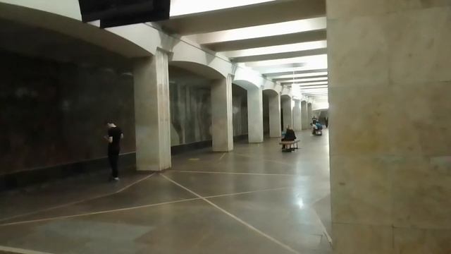 Станция метро "КОМСОМОЛЬСКАЯ", НИЖЕГОРОДСКОЕ МЕТРО смотреть онлайн