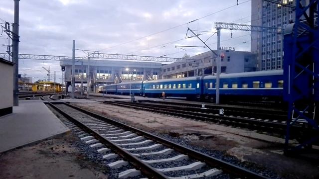 Тэп-60.Отправление поезда Минск -Могилев с вокзала Минск-пассажирский. смотреть онлайн
