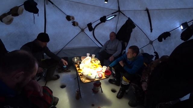 Сиг клюет в метель ? 1 ч. смотреть онлайн