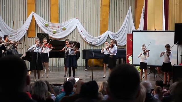 Моцарт Маленькая ночная серенада смотреть онлайн