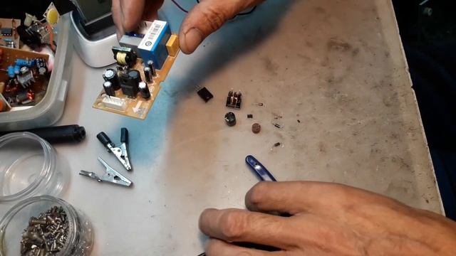 Ремонт платы от холодильника Haier Сгорела! смотреть онлайн