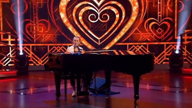 Catherine Tate singing The Ballad of Barry and Freda (Let's Do It) смотреть онлайн