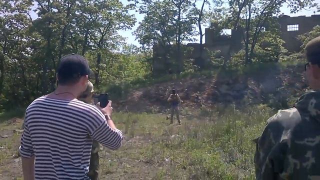 Стрельба из подствольного гранатомета M203Long по Человеку (СТРАЙКБОЛ) смотреть онлайн