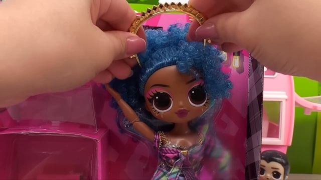 New OMG Dolls SERIES 8! Unboxing Full Series смотреть онлайн