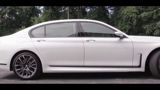 BMW 750i это новый флагманский люксовый седан BMW 2020 года