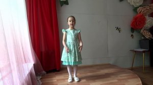 Песня "Золотинка моя" сл Л.В. Кирилловой, муз С.Г Пермякова.