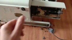 Не переключается транспортер, ремонт швейной машины
