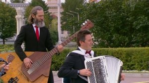 "Песенка друзей" (Ничего на свете лучше нету)