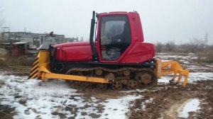 ВОЛТРА (ДТ-75) гусеничный трактор АгроПромХолдинг КС