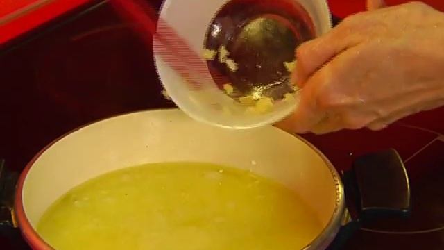 Что Есть. Чесночный суп смотреть онлайн