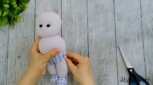 Кукла из носков без выкройки и швейной машинки ? Вы полюбите эту милую девочку с чудесными волосами