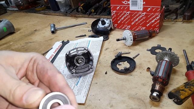 Замена якоря и подшипников Ушм Интерскол 115/900, 125/900 смотреть онлайн