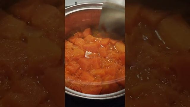 Суп-пюре из тыквы, вкусно и полезно Музыка: Tenderness MomМузыкант: SergeQuadrado