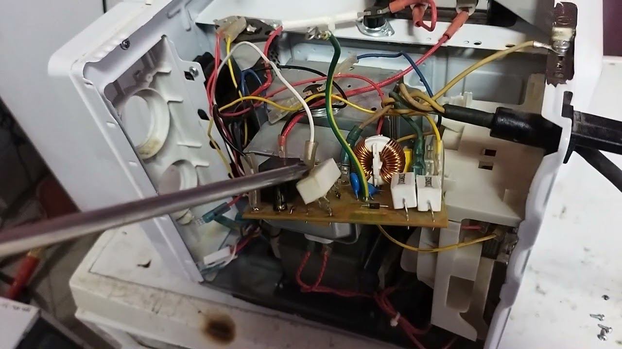 свч Elenberg не греет. смотреть онлайн