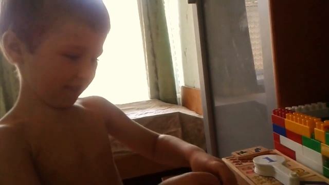 В мире животных. Джунгарский хомяк. Джунгарик. Никита Нюняев (5лет). Одесса июль2015 смотреть онлайн