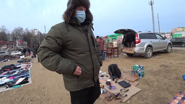 СКОЛЬКО МОЖНО ЗАРАБОТАТЬ НА БАРАХОЛКЕ. ТОРГУЮ НА РЫНКЕ