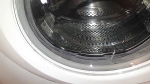 Overflow the washer with water Indesit WISL 105