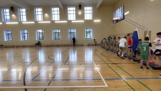 Баскетбол#рок-н-рол#тренировка 3 октября 2021#Данил #Basketball # rock and roll # training#籃球#搖滾#訓練 смотреть онлайн