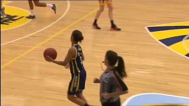 #WNBL Round 13 Play of the Day - Leilani Mitchell (Sydney Uni Flames) смотреть онлайн
