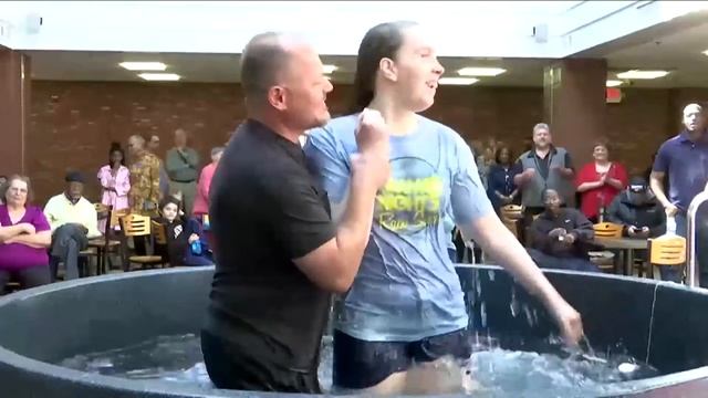 Community Baptism Part 2 - 4/3/16 смотреть онлайн