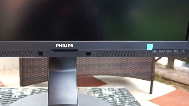 Monitor 4K Philips 241P6 | Da avere sulla scrivania! смотреть онлайн