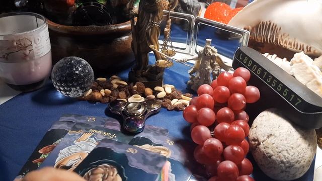 Отношения со свекровью. Онлайн расклад смотреть онлайн