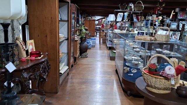 Район Интрамурос в Маниле, Филиппины, ч. 2, антикварный магазин