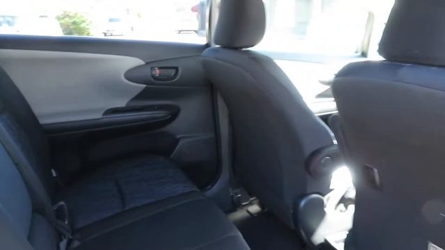 2011 Toyota Wish 1.8X смотреть онлайн