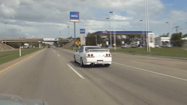Mellon Racing - Nissan Skyline GTR - R33 "Project Snow White" смотреть онлайн